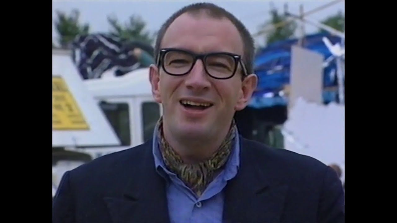 Simon Days Tommy Cockles chatting at Glastonbury C4 1995