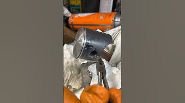Installing a 2 stroke piston. #mechanic #dirtbike #atv #motorcycle #ktm #motocross #diy