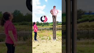 Langbenige Onzichtbare Deur Langbenige Onzichtbare Deur Am Vervorming Speciaal Effect Grappig