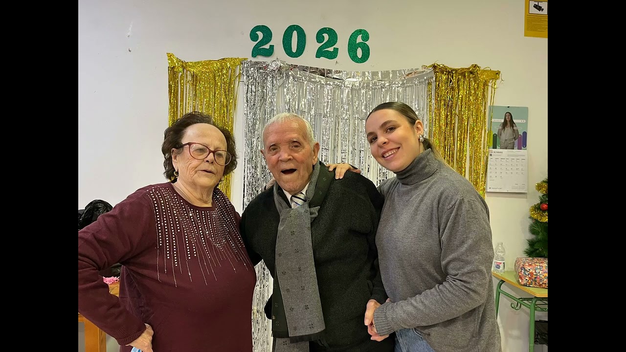 Residencia Mayores Canena Navidad'25 os desea Feliz Año Nuevo 2026