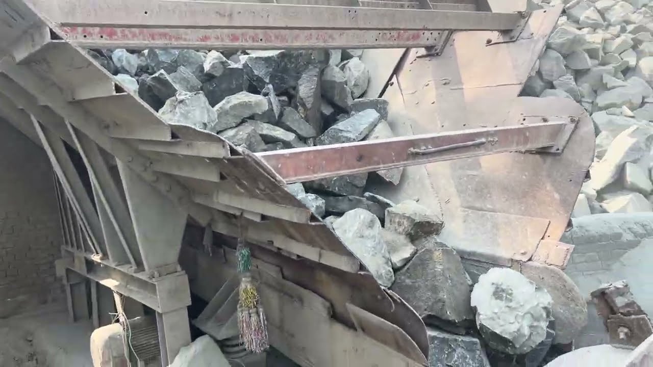 :🔥''BiG ROCK CRUSHER MACHINE,,☠️👹 A GiANT iN ACTiON