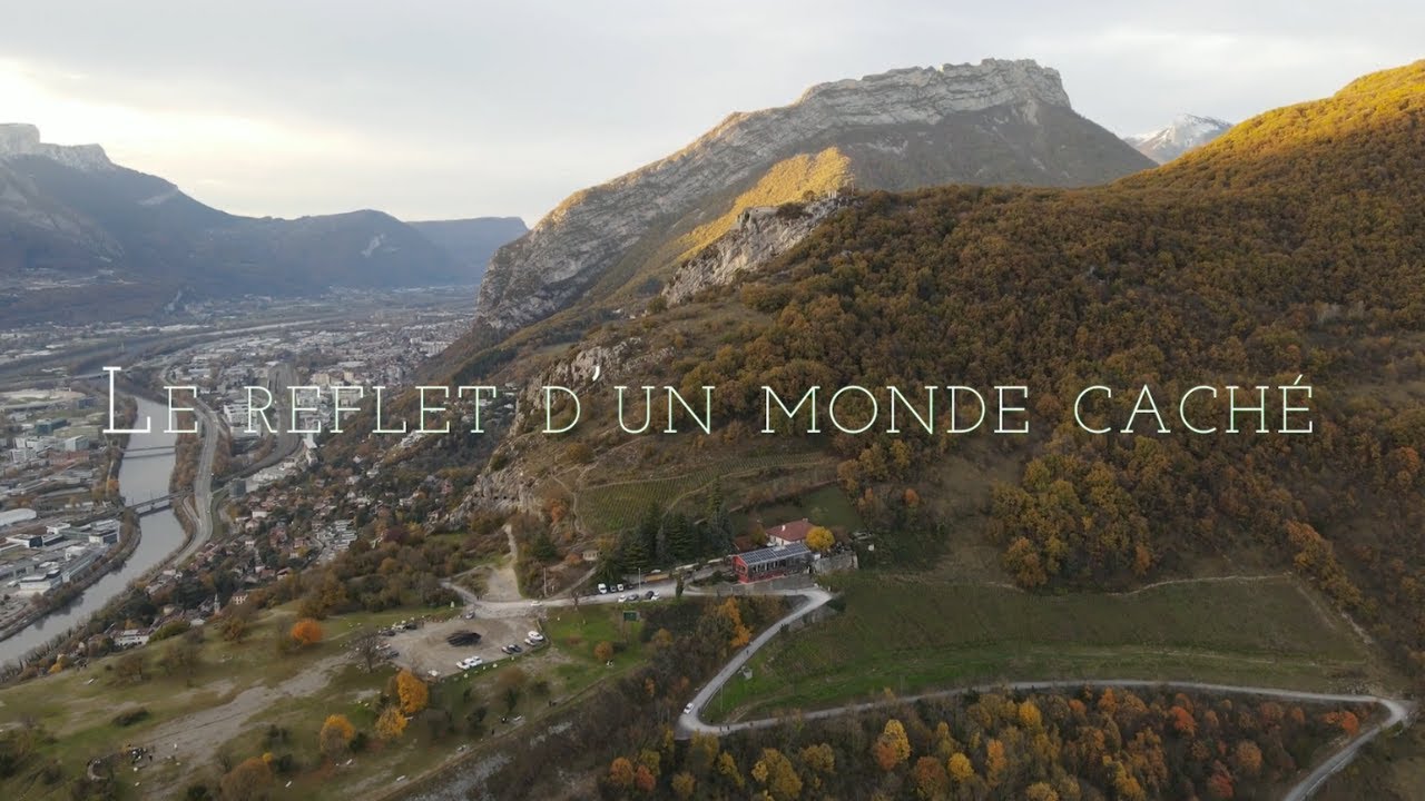 Reflet d'un monde caché