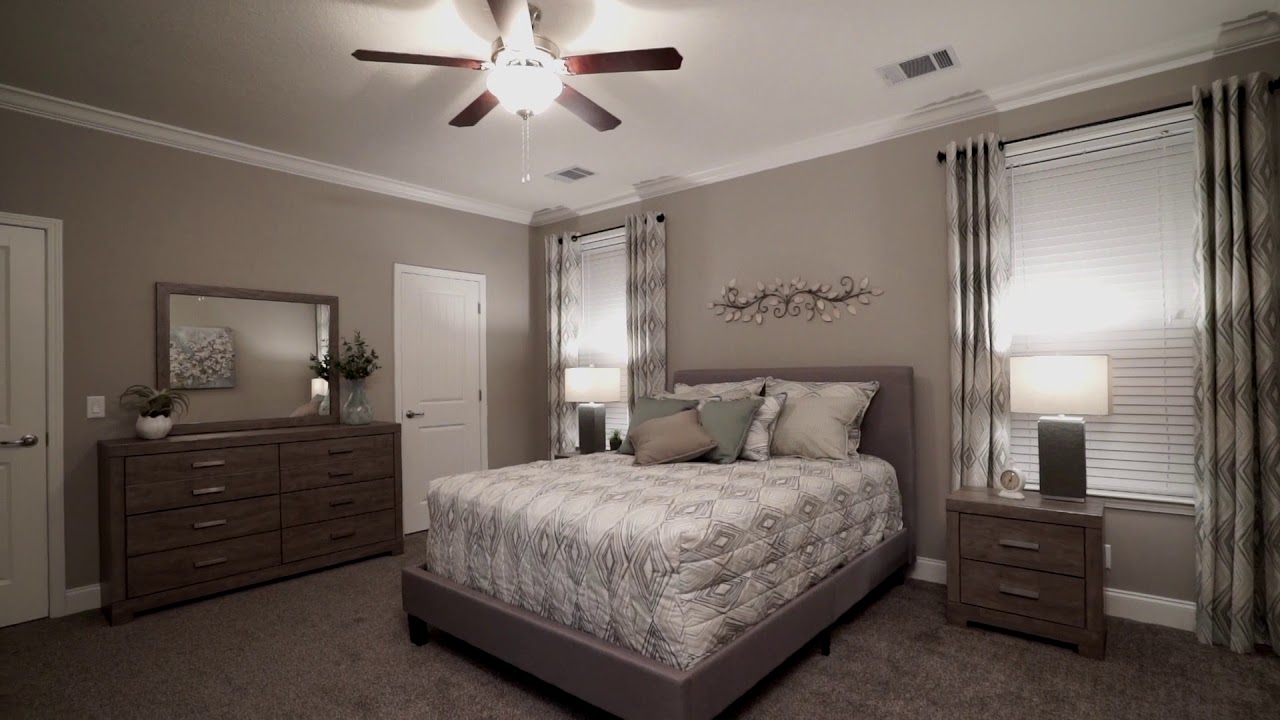 Cottage Series Coach House 8015-70-3-32