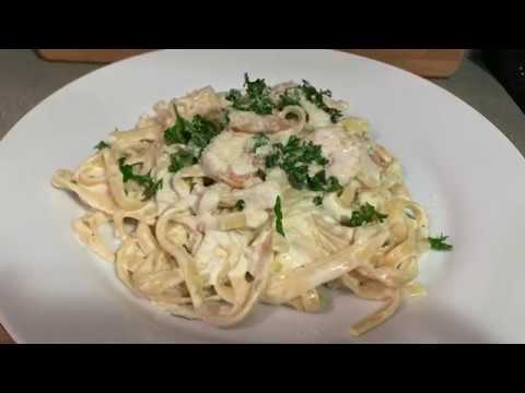 SHRIMP FETTUCCINE ALFREDO