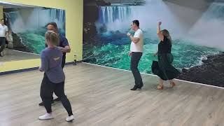 #salsa - Elbow catch - Simple Intermediate level 1 pattern #salsadancers #salsadance #salsadancing
