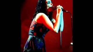 Siouxsie and The Banshees Kiss Them For Me Live 24 November 1991