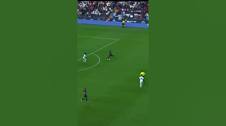 UNBELIEVABLE Goal by RAPHINHA for Barca to win Darby 🤩🤯😱 #football #shorts #shooting #raphinha
