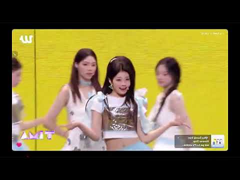 ILLIT - OOPS! dance mirror (sorry for bad quality, I couldn’t get it to be better)