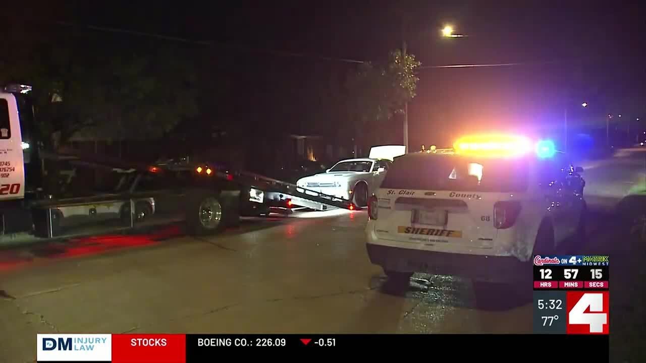 3 in custody after overnight carjacking, pursuit - YouTube