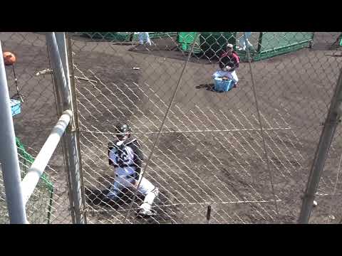 18.2.19　田村捕球練習　鶴岡コーチ　第二球場　ロッテ石垣キャンプ