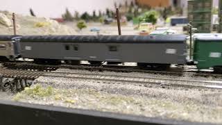 Penn Central Rapido N Scale Fl 9 Passenger Train 5005