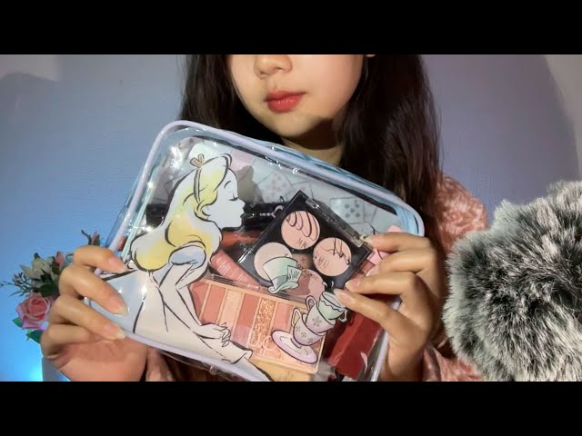 ASMR Doing Your Makeup🌷မိတ်ကပ်ပြင်ပေးမယ် (Layered Sounds | Mouth sounds | Soft Spoken)