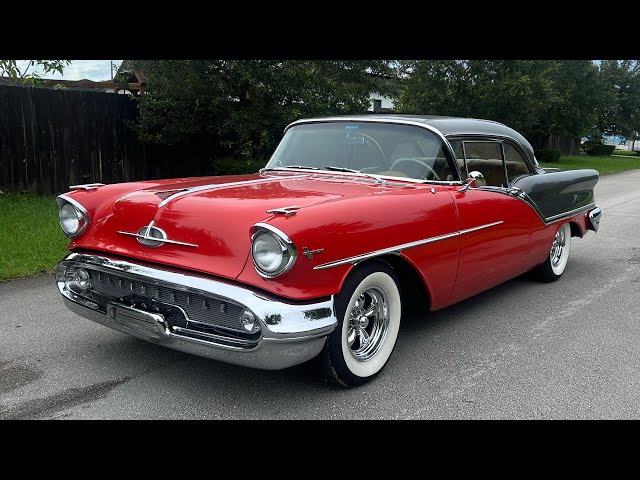 オールズモービルスーパー88 1957年 1957 Oldsmobile Super 88 Catalog