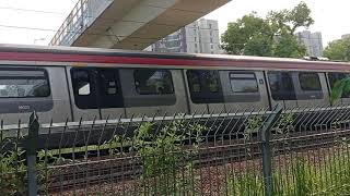MTR EAL R-Train D022/D024 駛經新運路南圍天橋