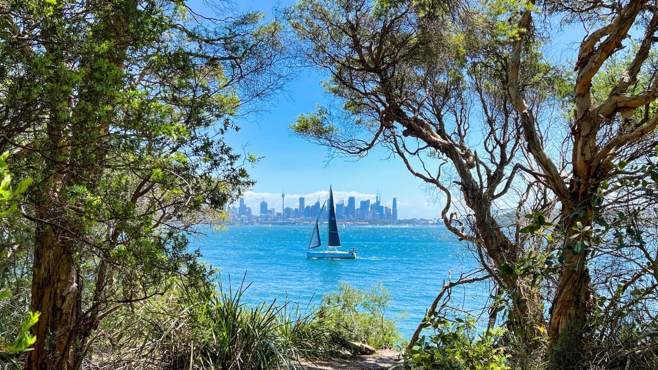 Fun | Hiking at Hermitage Foreshore track, Sydney Harbour National Park, Sydney Australia