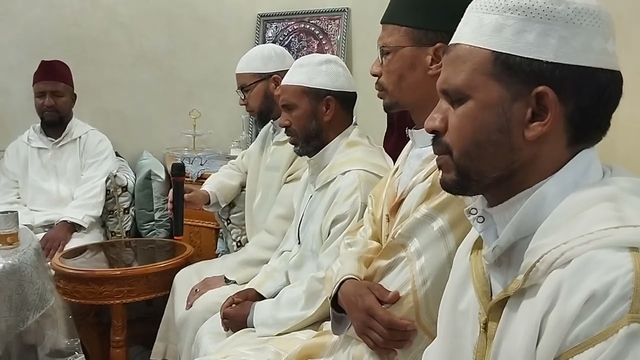قراءة جماعية بالصيغة الفيلالية بصوت شيوخنا الأجلاء بمدرسة الإمام نافع للتعليم العتيق بقصر تزكاغين.