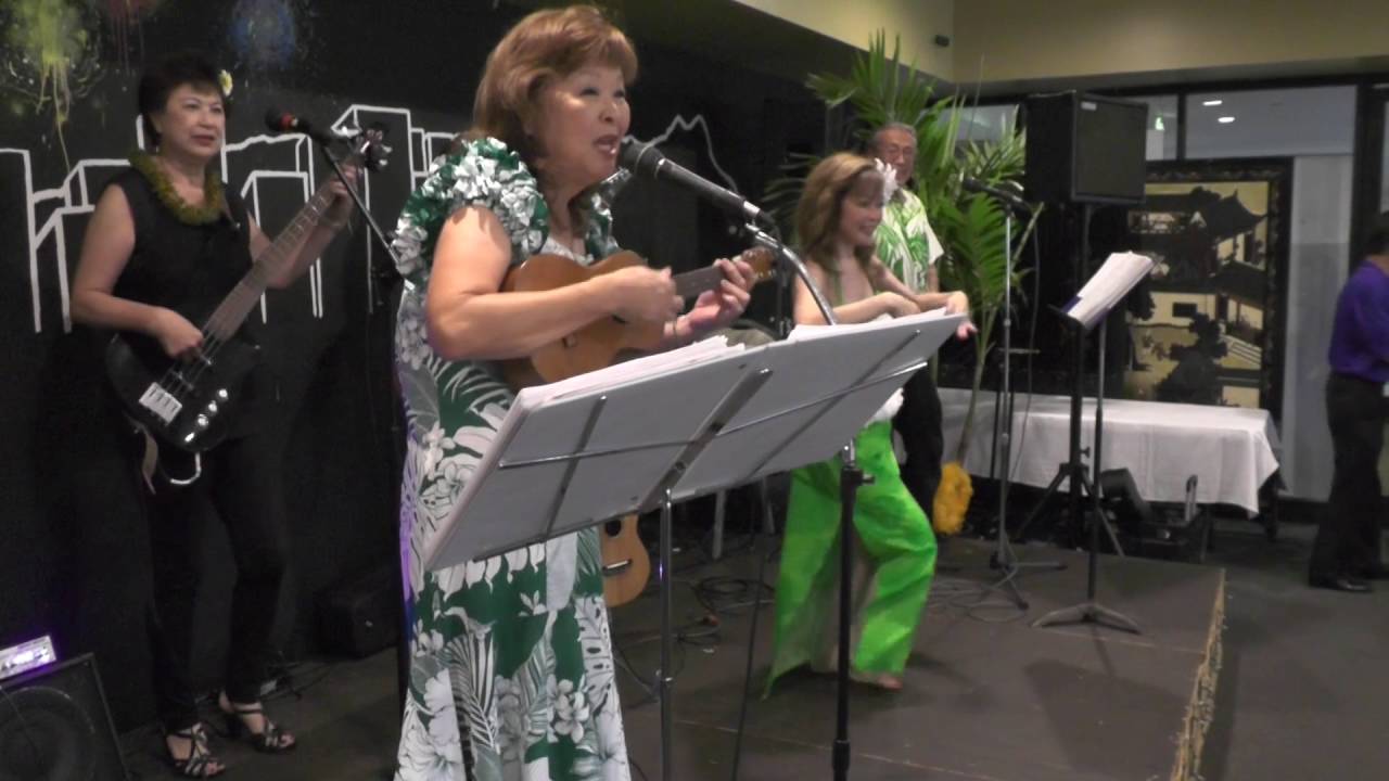 Ka Uluwehi Oke Kai performed by Ebb Tides Production Hawaii YouTube