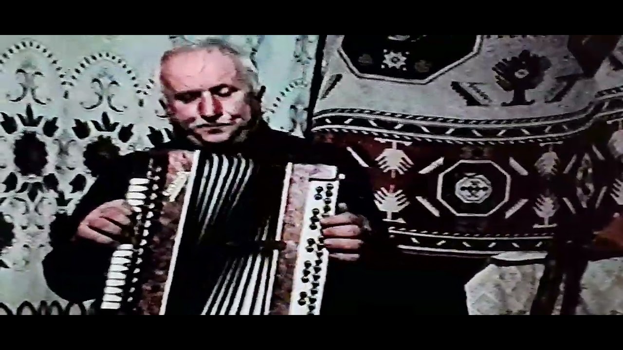 Старинная аварская песня при исполнении Фейзуллах Галлаева из села Гойталы, Закатальского района 🤣🤣🤣