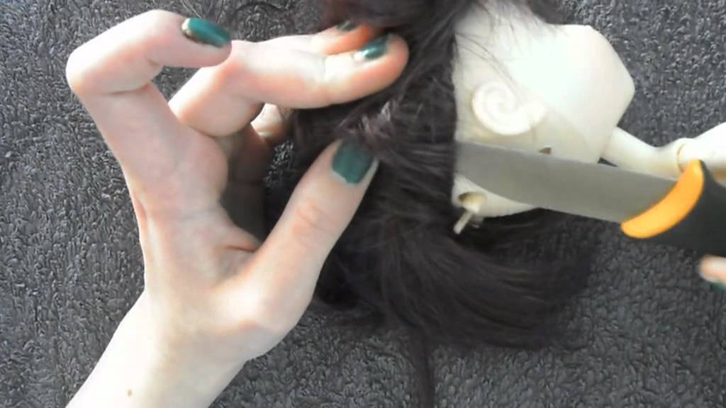 How to remove a Pullip doll stock wig