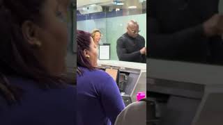 Latrell Em Guarulhos Terry Crews Desfilou Com Lv De 50 Mil, Mas Ignorou Geral No Aeroporto De Sp
