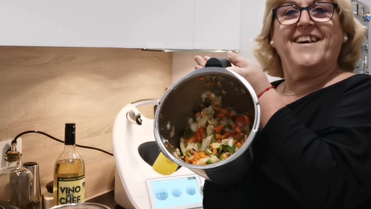 Sepia en salsa de verduras y guarnición de arroz