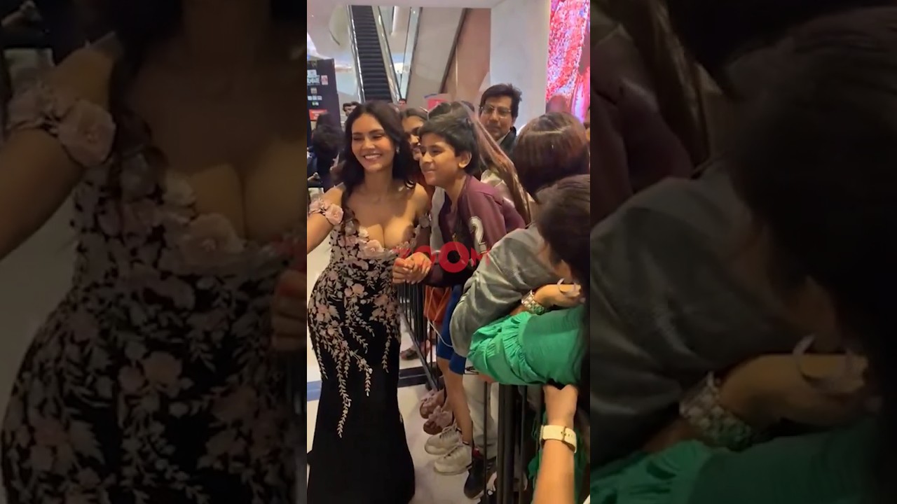 Esha Gupta STRUGGLES in her body-hugging outfit at 68th Hyundai Filmfare Awards 😨 | 