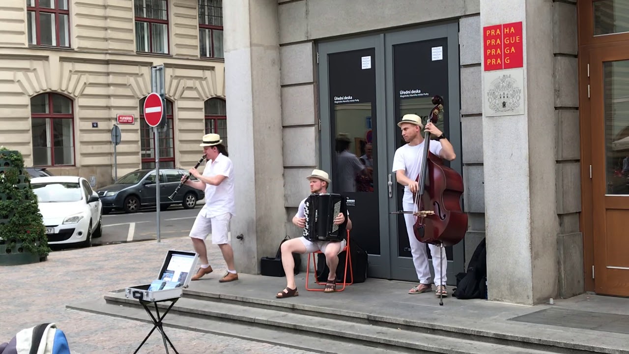 Прага , Чехия , 2019 уличные музыканты, Prague