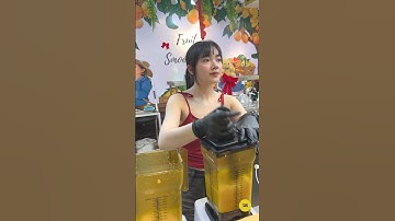 Sweet Mango, Sweeter Smile—Only in Jodd Fairs! | FRUIT SMOOTHIES By 1958 Cafe