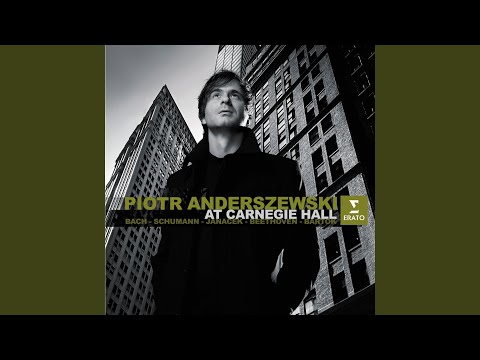 Putar Bach, JS: Keyboard Partita No. 2 in C Minor, BWV 826: V. Rondeau - Piotr Anderszewski
