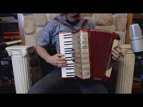 3046 - Red Hohner Concerto II Piano Accordion MM 34 72 $999 - YouTube