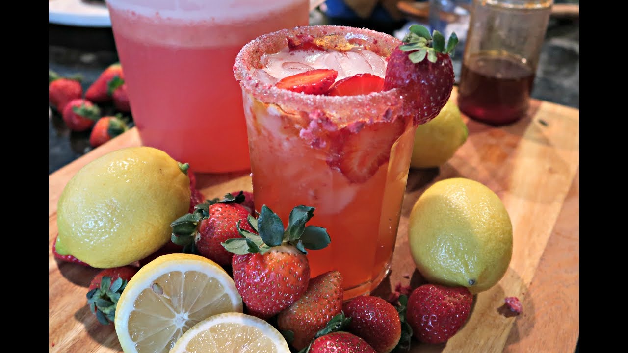 Easy Strawberry Lemonade Aguas Frescas Fresh Strawberry Lemonade easy-strawberry-lemonade-aguas-frescas-fresh-strawberry-lemonade