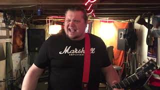 Behringer HD300 Heavy Distortion effects pedal unboxing and review