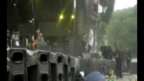 Alter Bridge- Buried Alive (Live @ download Festival 2008)