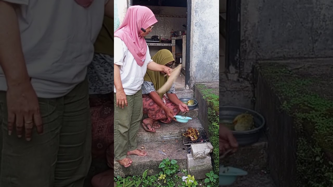Teh oon bakar ayam. Bukan bakar kecemburuan🤣🤣
