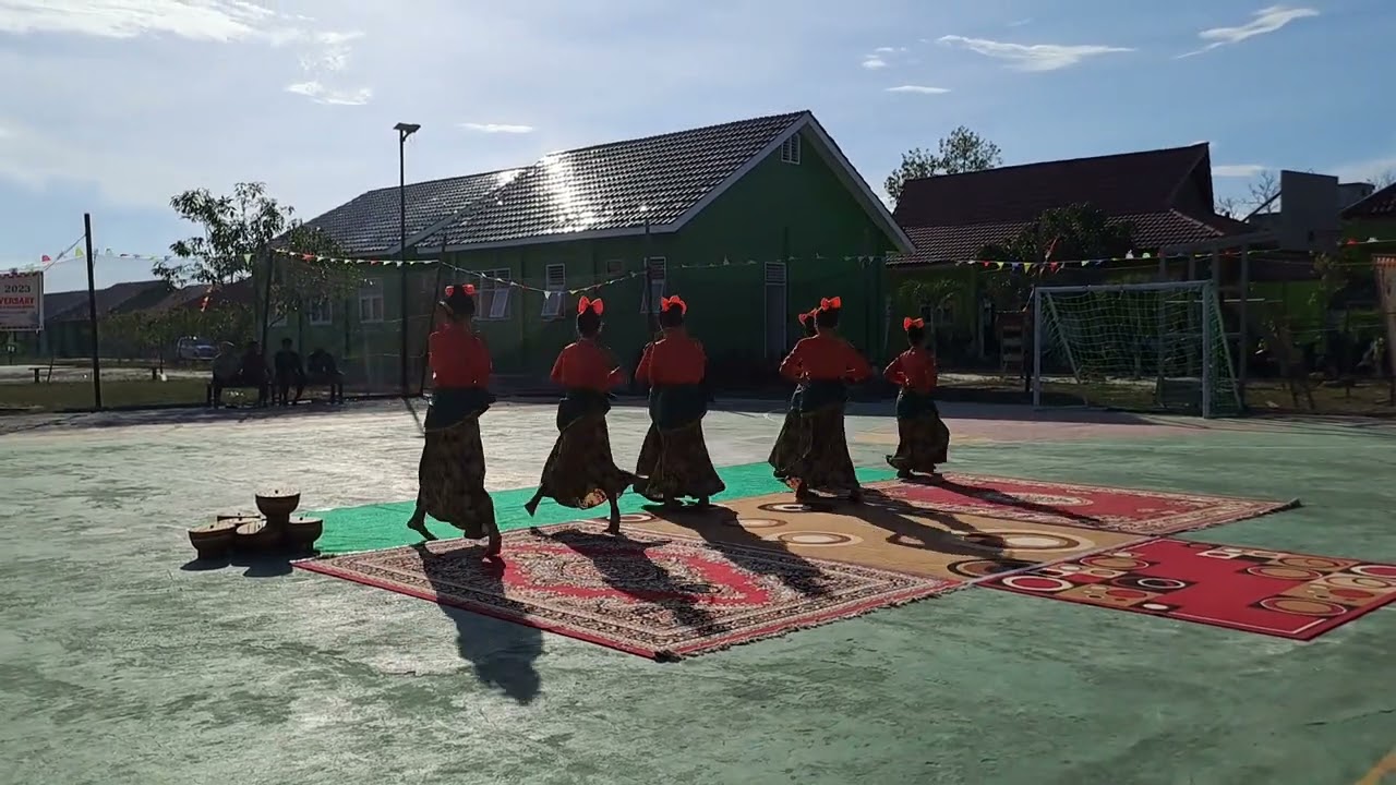 Tari Jepen Besek. SMP Negeri 2 Muara Badak. Kutai Kartanegara.