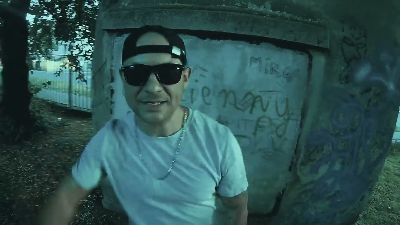 Miejski Kruk -To nie fabryka snow feat:Dj Element prod MiejskiKruk
