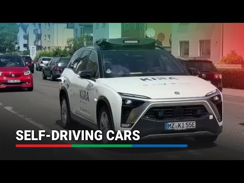 Video till Tysklands första robottaxi nu i tjänst