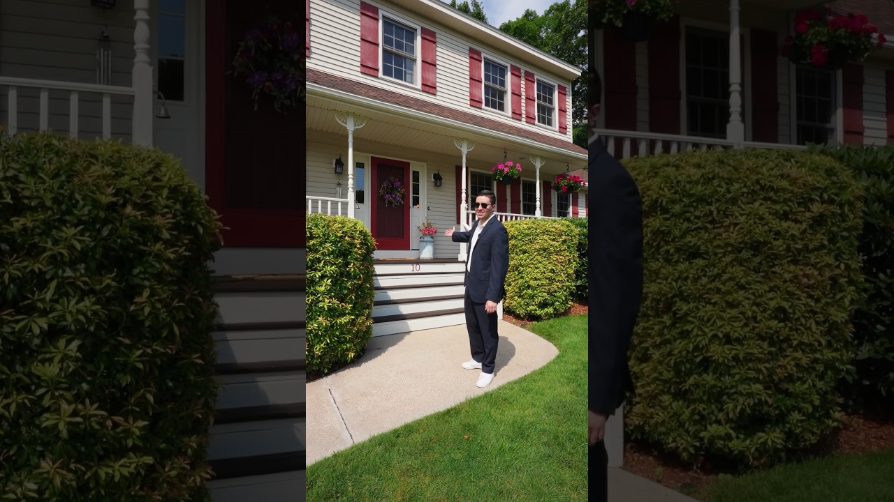 Rare opportunity in Woburn, MA. Huge Colonial on a cul-de-sac! 