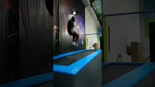 bantu subscribe ☺️ #trampoline #tasikmalaya #wahanabermainanakanak #parkour #backflip