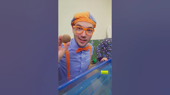 Sink or Float? 💧🤔 #Blippi #ScienceFun #SinkOrFloat