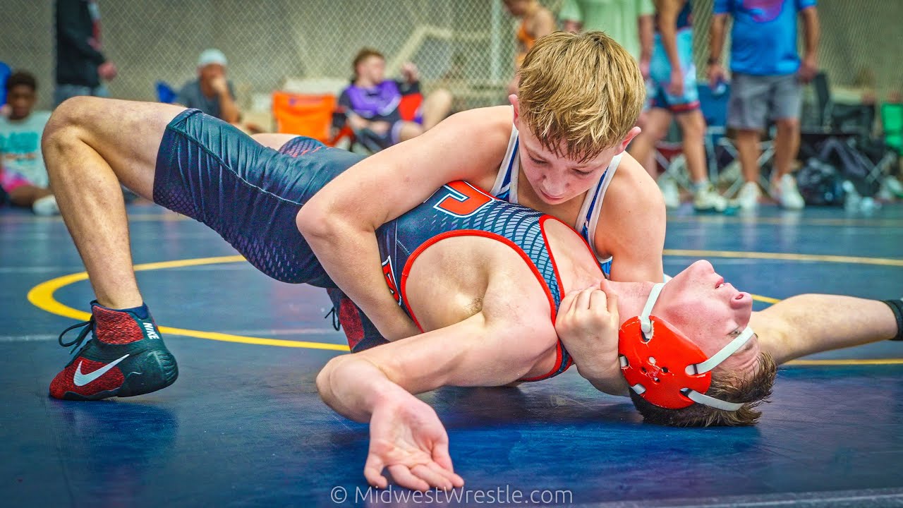 113 – Gavin Kemp {G} of Indy Giants IN vs. Adam Gelman {R} of Team Gotcha IL