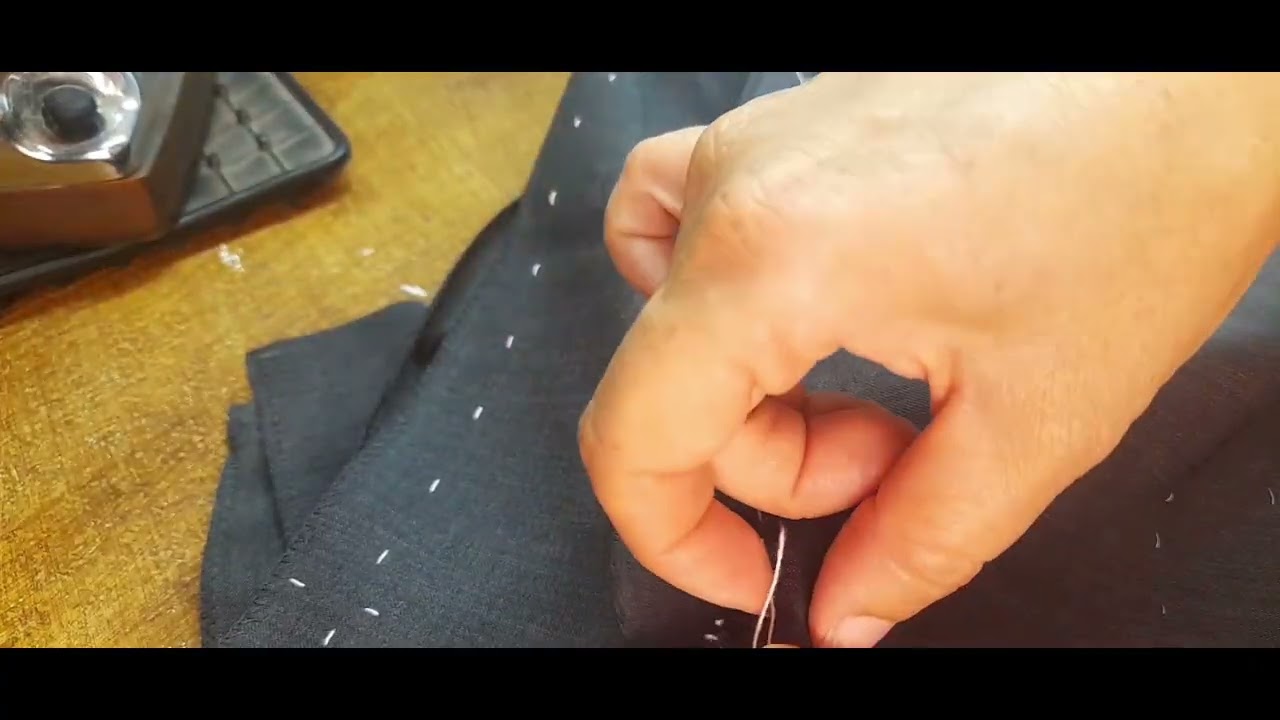 Come imbastire, in funzione della seconda prova del pantalone di alta sartoria.