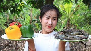 Yummy stir fried shrimp with bell pepper recipe cooking by countryside life TV.
