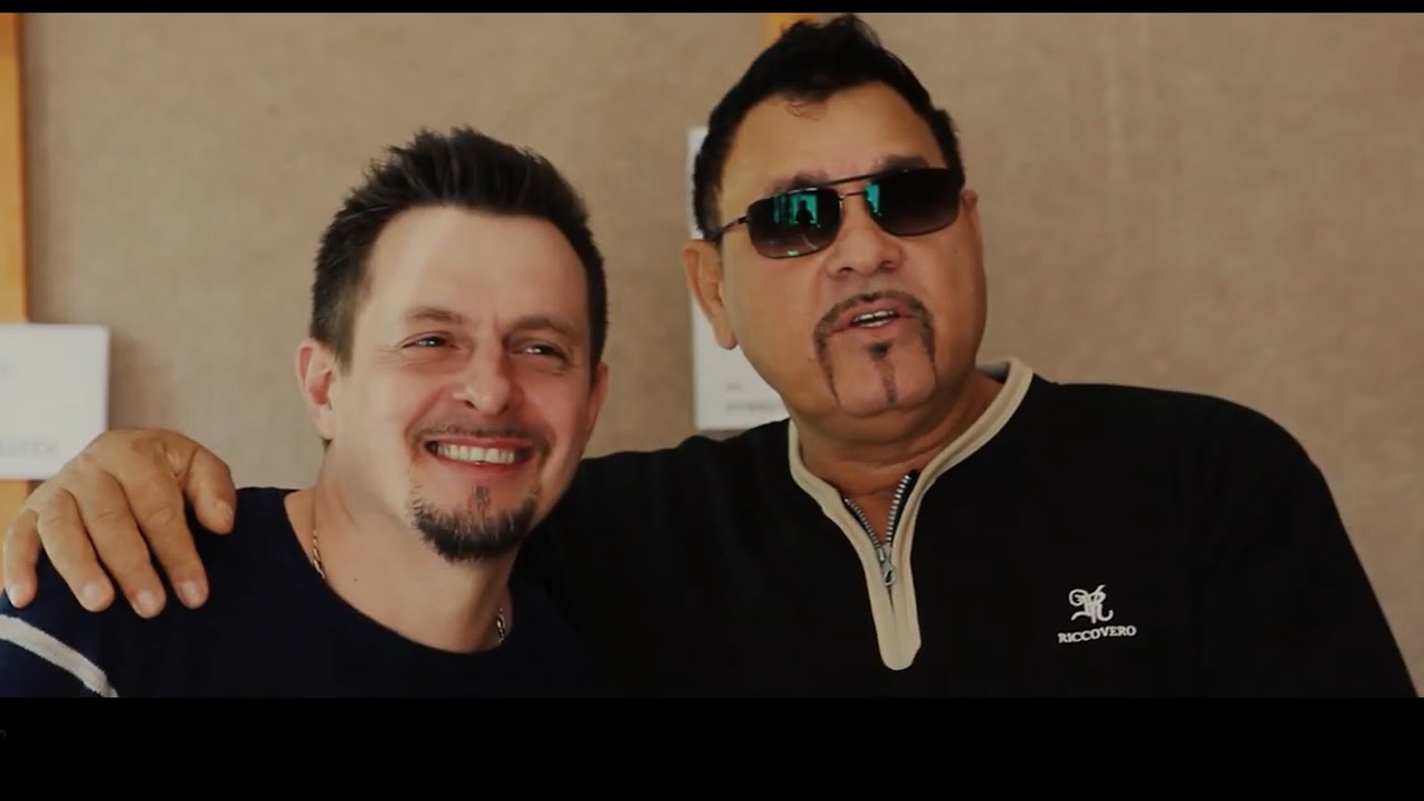 Márió & Bódi Guszti - Fehér rózsák illata (Official Music Video)