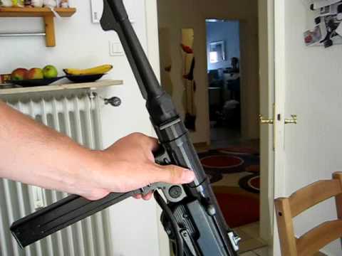 MP40 Model from zib-militaria