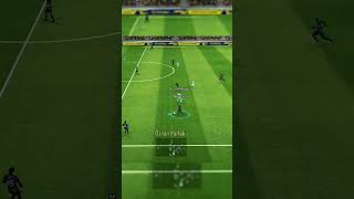 Sizce Oyunda En Iyi Çalım Atan Oyuncu Kim?