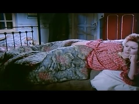 دخل علي مراة خالو الاوضة وهي نايمه شوف الزعيم عمل اية 