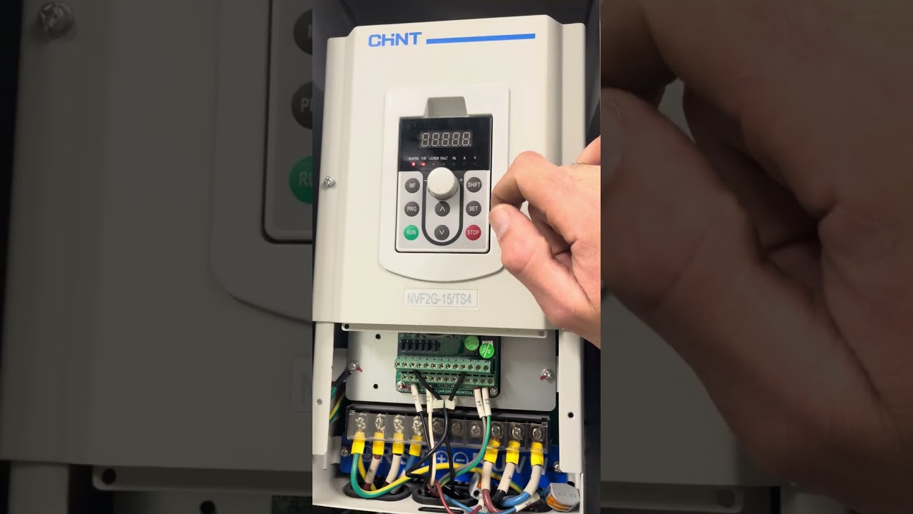 variateur vitesse CHNT TS4 marche arrêt pour hourloge 