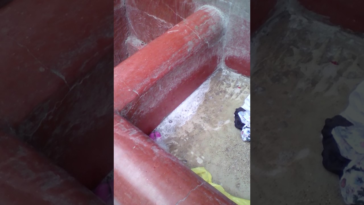 Me enseñan a utilizar los lavaderos comunitarios - YouTube