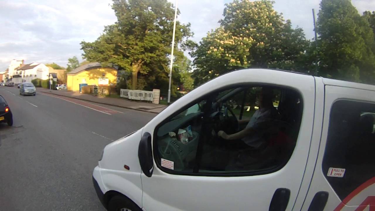 cycling-near-miss-with-an-a1-cabco-taxi-dv14-kta-2016-05-17-youtube
